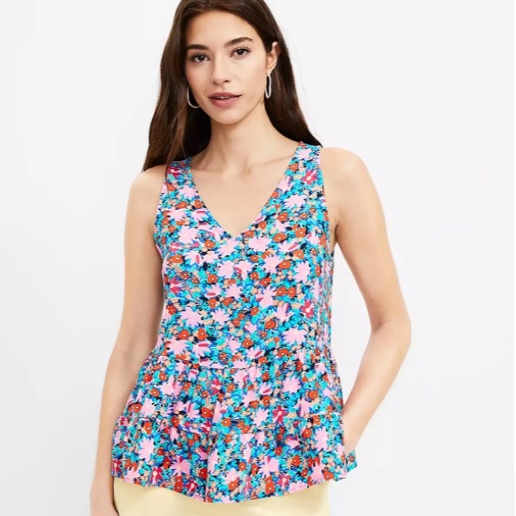 LOFT Tops - Woman’s Loft size large floral Daisy Double V Peplum Shell tank top